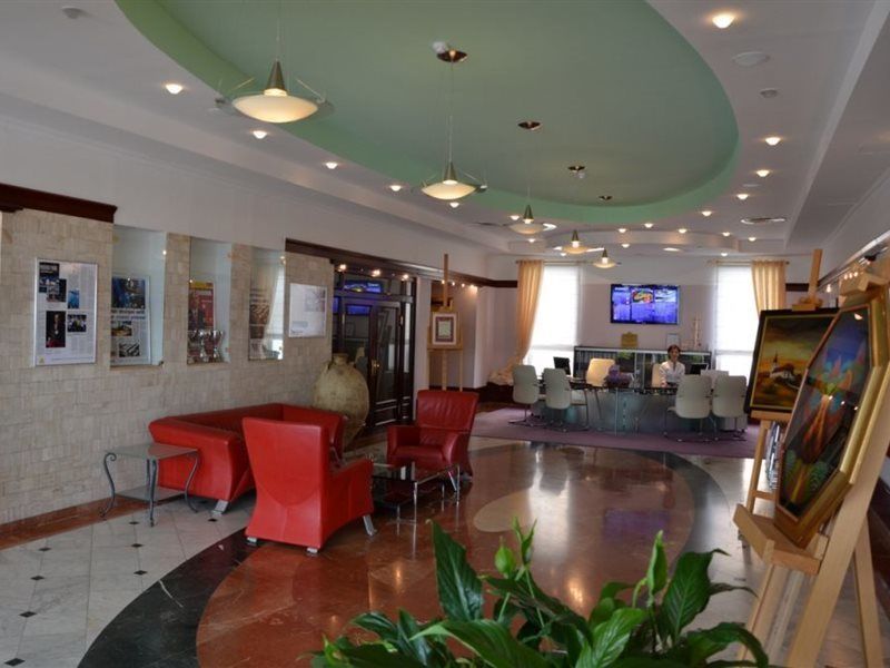 Hotel Phoenix Sesvete Exterior foto